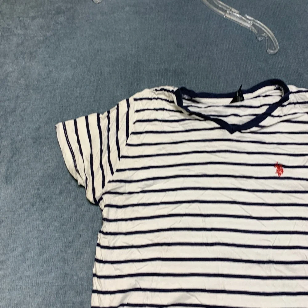 U.S. Polo Assn. T Shirt Mens Medium White Navy Striped V-Neck Short Sleeve Logo